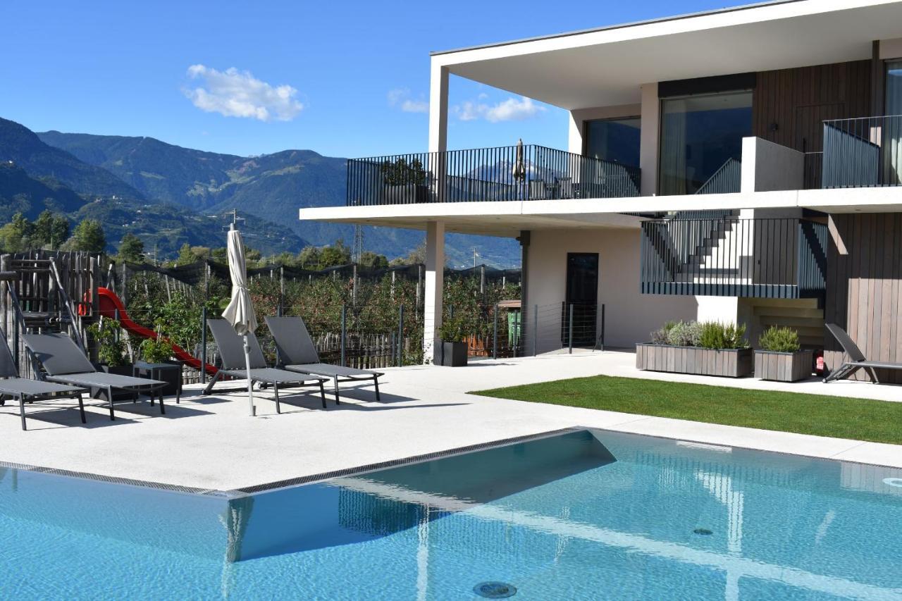 Feldhof Vilpian- Urlaub Auf Dem Bauernhof Apartment Bagian luar foto