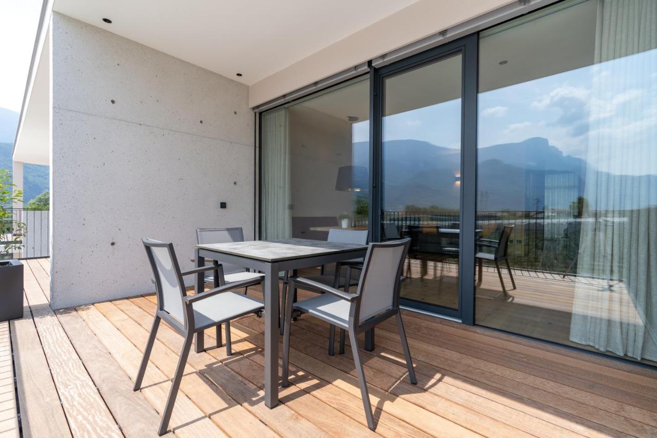 Feldhof Vilpian- Urlaub Auf Dem Bauernhof Apartment Bagian luar foto