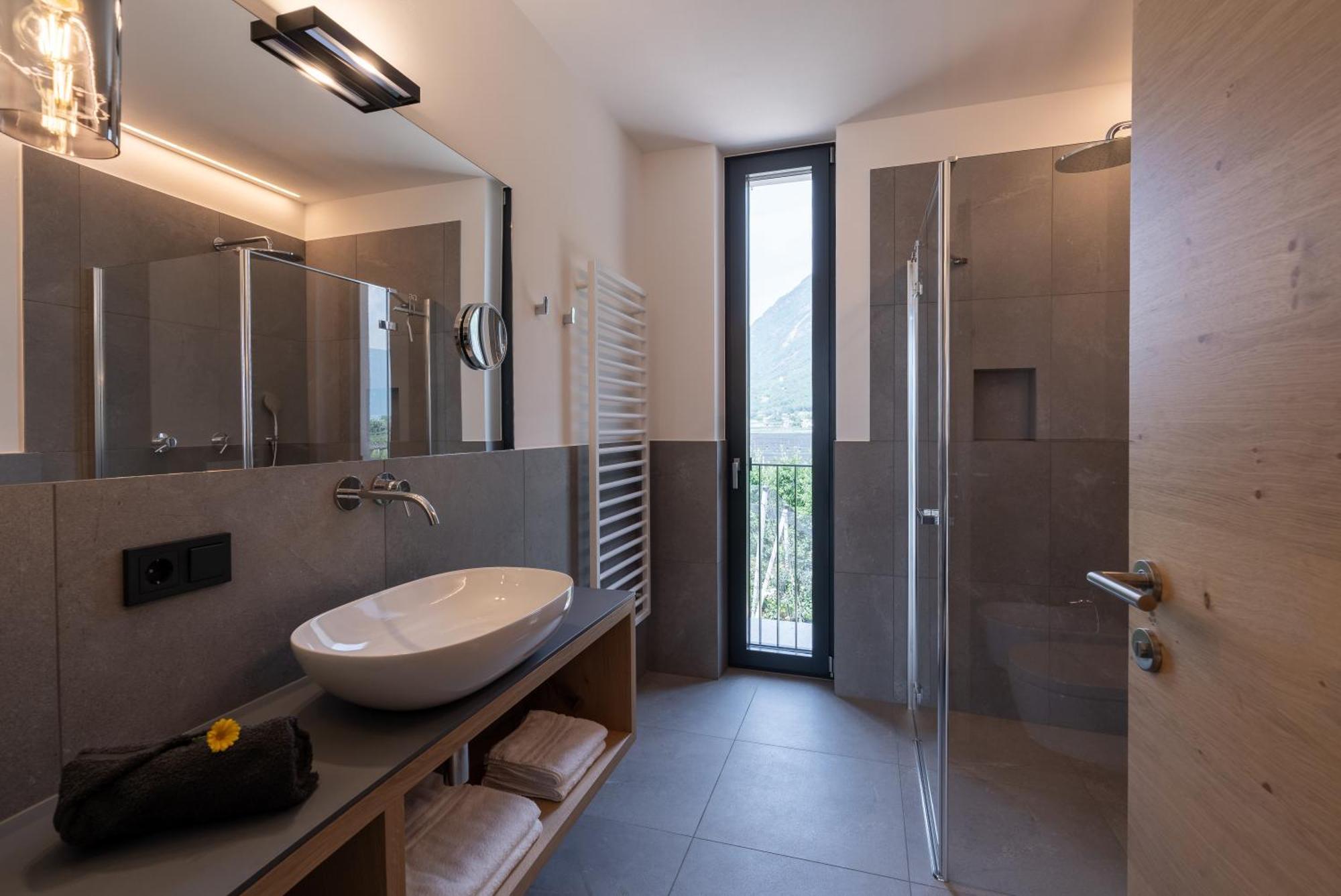 Feldhof Vilpian- Urlaub Auf Dem Bauernhof Apartment Bagian luar foto
